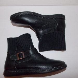 EASTLAND black leather boots size 6.5M